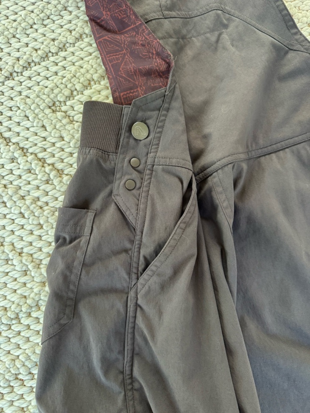 Flylow Short Overalls - Picture 4 of 8